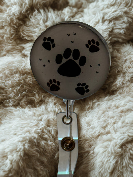 Badge Reel - Dog paws
